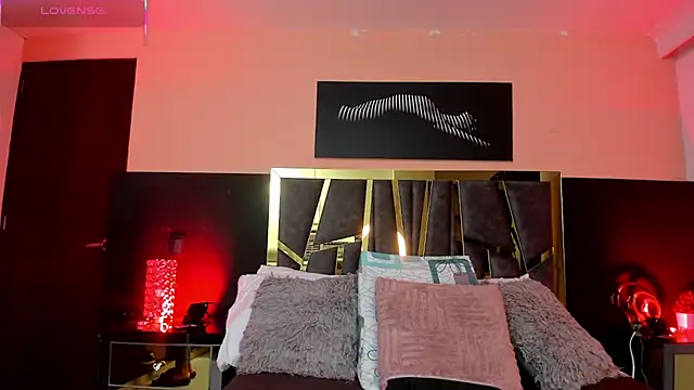 ScarletTorres online show from 11-08-25, 03:23