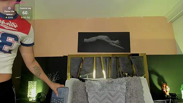 Snapshot of ScarletTorres chatting on 02-06-26, 06:33 ScarletTorres online show from 02-06-26, 06:33