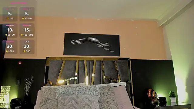 Snapshot of ScarletTorres chatting on 02-19-26, 06:59 ScarletTorres online show from 02-19-26, 06:59