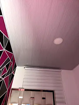 Snapshot of Melissa_coll chatting on 11-12-25, 01:50 Melissa coll online show from 11-12-25, 01:50