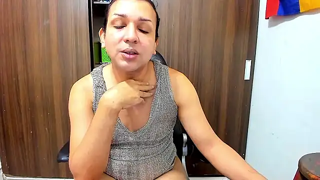 Snapshot of miss_bigcockts chatting on 02-16-26, 09:38 miss bigcockts online show from 02-16-26, 09:38