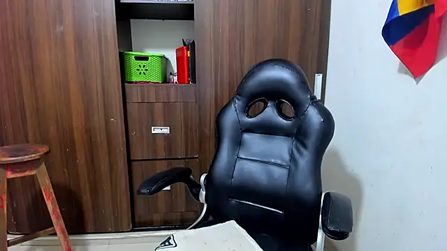 miss bigcockts online show from 04-28-26, 12:54