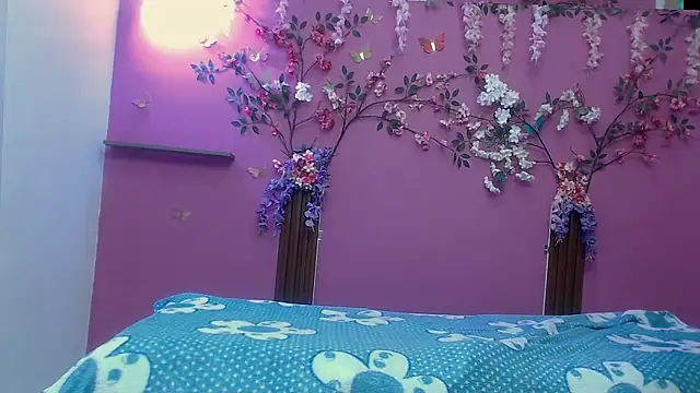 skinnybarbie022 online show from 09-27-25, 01:32