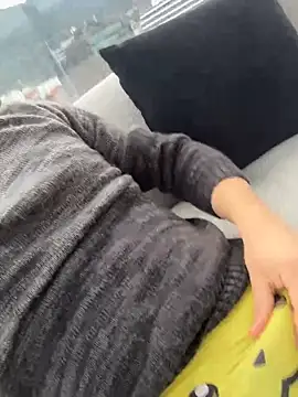 Snapshot of Kurtxxx22 chatting on 12-20-25, 01:07 Kurtxxx22 online show from 12-20-25, 01:07