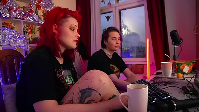 Snapshot of Sova173 chatting on 12-03-25, 01:20 Sova173 online show from 12-03-25, 01:20