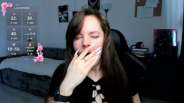 Snapshot of cute_little_ass chatting on 03-07-26, 05:04 cute little ass online show from 03-07-26, 05:04