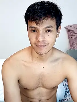 Snapshot of Valois2025 chatting on 12-21-25, 03:41 Valois2025 online show from 12-21-25, 03:41