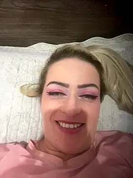 Snapshot of Alerquinasc chatting on 11-01-25, 07:32 Alerquinasc online show from 11-01-25, 07:32