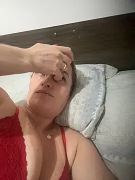 Snapshot of Alerquinasc chatting on 11-08-25, 05:51 Alerquinasc online show from 11-08-25, 05:51