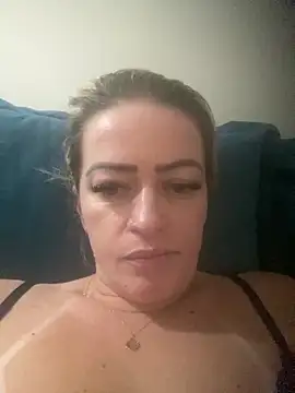 Snapshot of Alerquinasc chatting on 02-03-26, 08:52 Alerquinasc online show from 02-03-26, 08:52