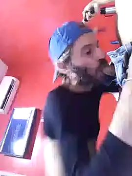 Snapshot of Siegfri3d__ chatting on 10-05-25, 02:32 Siegfri3d online show from 10-05-25, 02:32