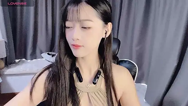 Snapshot of Cicicici-cc chatting on 09-24-25, 03:54 Cicicici-cc online show from 09-24-25, 03:54