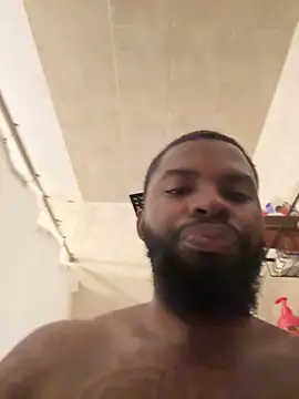 Snapshot of StandOnthatboy chatting on 02-15-26, 02:25 StandOnthatboy online show from 02-15-26, 02:25