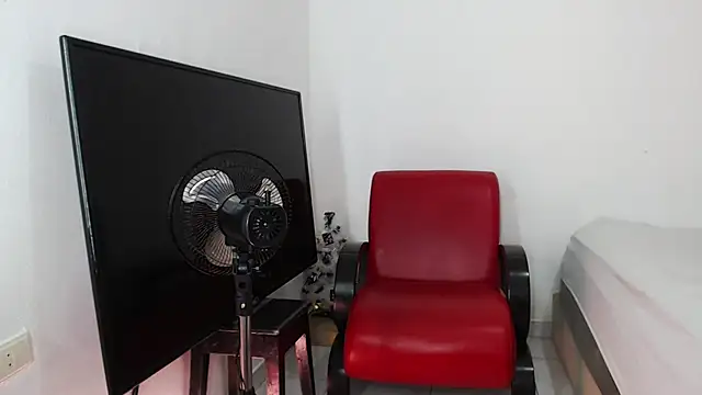 Alex mojica online show from 12-03-25, 06:10