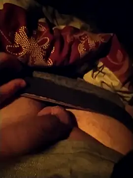 Snapshot of Mumuska chatting on 10-16-25, 09:38 Mumuska online show from 10-16-25, 09:38