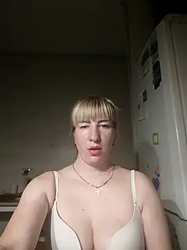 Snapshot of babyjessi chatting on 09-18-25, 08:33 babyjessi online show from 09-18-25, 08:33