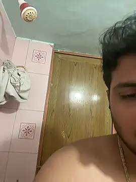 Snapshot of Kira_1413 chatting on 02-20-26, 04:29 Kira 1413 online show from 02-20-26, 04:29