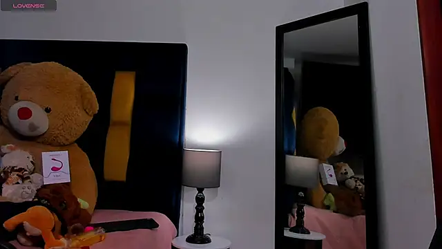 Evan Storn online show from 11-08-25, 04:01