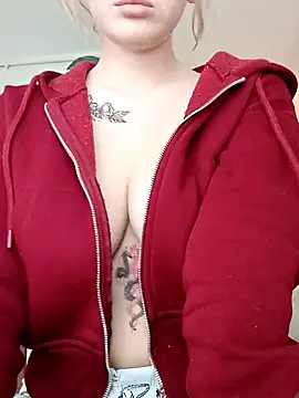 Snapshot of atessu07 chatting on 02-04-26, 08:20 atessu07 online show from 02-04-26, 08:20