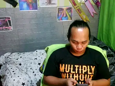 Snapshot of urdreamgirljacky chatting on 05-26-26, 03:19 urdreamgirljacky online show from 05-26-26, 03:19