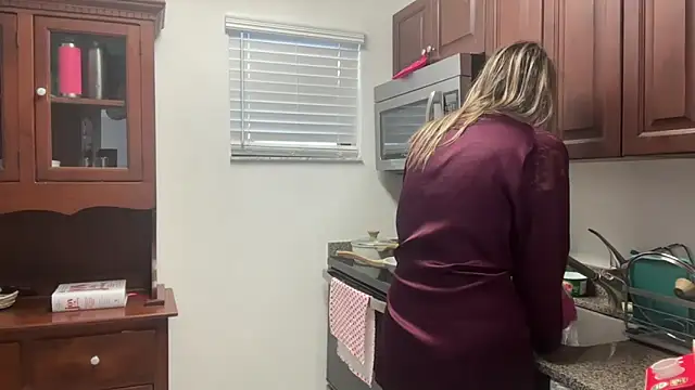 Snapshot of prettyykitty22 chatting on 02-08-26, 03:59 prettyykitty22 online show from 02-08-26, 03:59