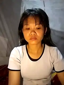 LinhNa999 online show from 09-11-25, 12:44