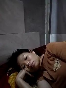 LinhNa999 online show from 09-15-25, 04:51