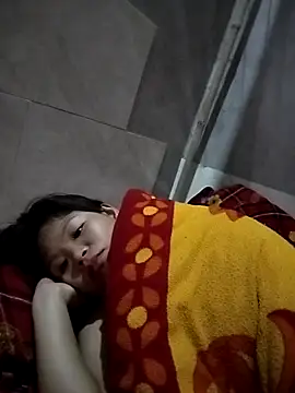 LinhNa999 online show from 11-26-25, 01:39