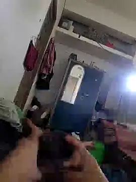 Snapshot of hotbull30 chatting on 10-23-25, 05:07 hotbull30 online show from 10-23-25, 05:07
