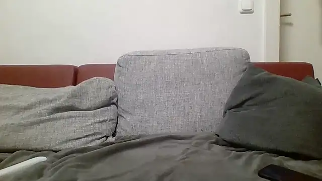 flo0083 online show from 11-14-25, 02:38