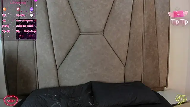 Snapshot of Isabela_Colins chatting on 09-29-25, 11:59 Isabela Colins online show from 09-29-25, 11:59