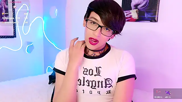 Dannyhot  online show from 10-15-25, 08:36