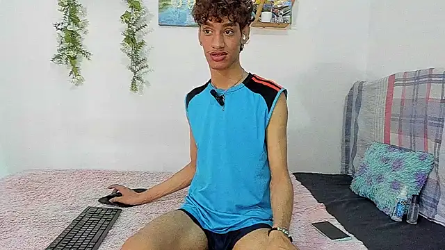 Peterfrost19 online show from 11-09-25, 03:27