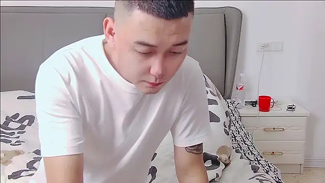 Snapshot of xiaoyue_zhibo chatting on 10-02-25, 05:31 xiaoyue zhibo online show from 10-02-25, 05:31