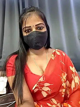 Misss-julli online show from 11-14-25, 04:55