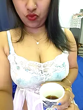 Snapshot of hoty_sonali chatting on 11-05-25, 12:32 hoty sonali online show from 11-05-25, 12:32