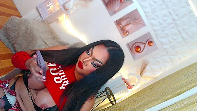 Lilly-lou online show from 05-04-26, 04:58