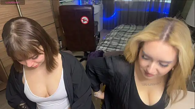 xxx sandra  online show from 06-12-26, 12:59