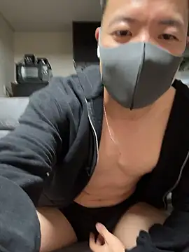 Snapshot of _K_K chatting on 10-24-25, 12:23 K K online show from 10-24-25, 12:23