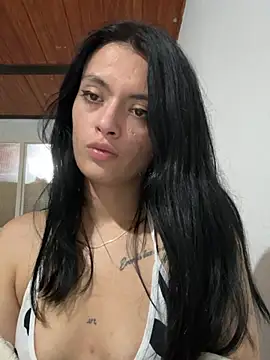 Snapshot of LiaCollings chatting on 02-19-26, 11:01 LiaCollings online show from 02-19-26, 11:01