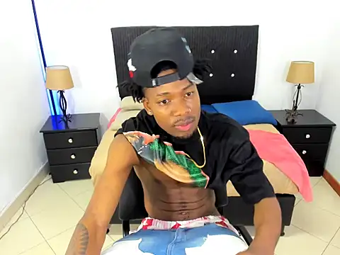 Snapshot of maikol_monstercock chatting on 10-03-25, 04:20 maikol monstercock online show from 10-03-25, 04:20