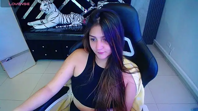 emily cooper t online show from 09-10-25, 03:06