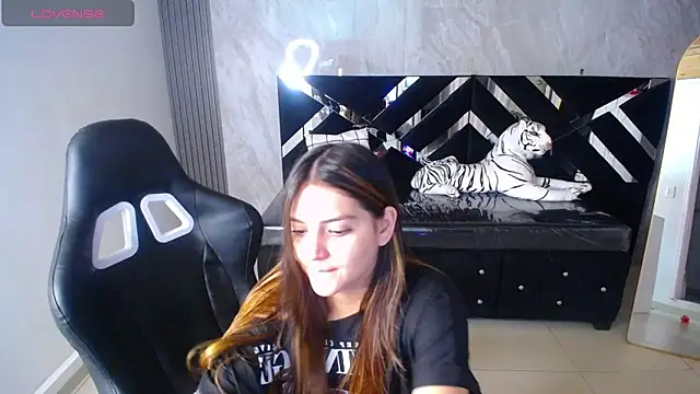 emily cooper t online show from 09-17-25, 03:08