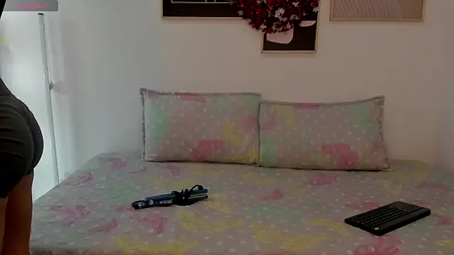 Snapshot of lycoris_19 chatting on 12-22-25, 09:34 lycoris 19 online show from 12-22-25, 09:34