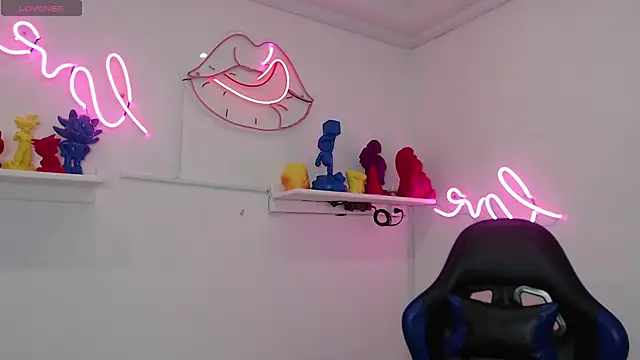 Snapshot of lycoris_19 chatting on 03-14-26, 10:37 lycoris 19 online show from 03-14-26, 10:37