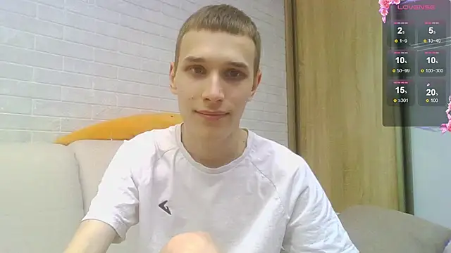 Snapshot of your___honeyy chatting on 09-11-25, 01:11 your honeyy online show from 09-11-25, 01:11