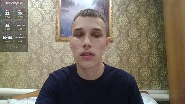 Snapshot of your___honeyy chatting on 10-30-25, 09:00 your honeyy online show from 10-30-25, 09:00