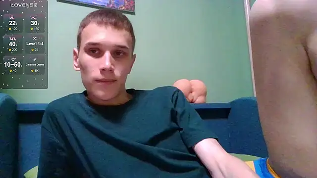 Snapshot of your___honeyy chatting on 11-28-25, 11:07 your honeyy online show from 11-28-25, 11:07