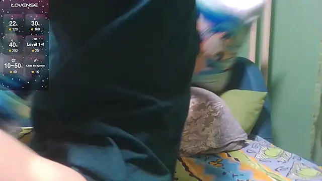 Snapshot of your___honeyy chatting on 12-14-25, 01:49 your honeyy online show from 12-14-25, 01:49