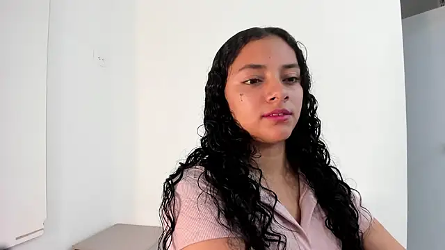 Snapshot of Angellit_Afrodita_ chatting on 01-12-26, 11:15 Angellit Afrodita online show from 01-12-26, 11:15